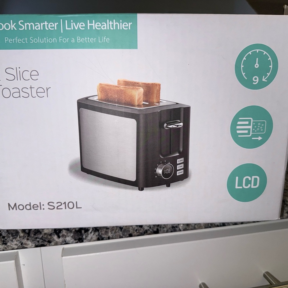 2-Slice Black Toaster with LCD Display